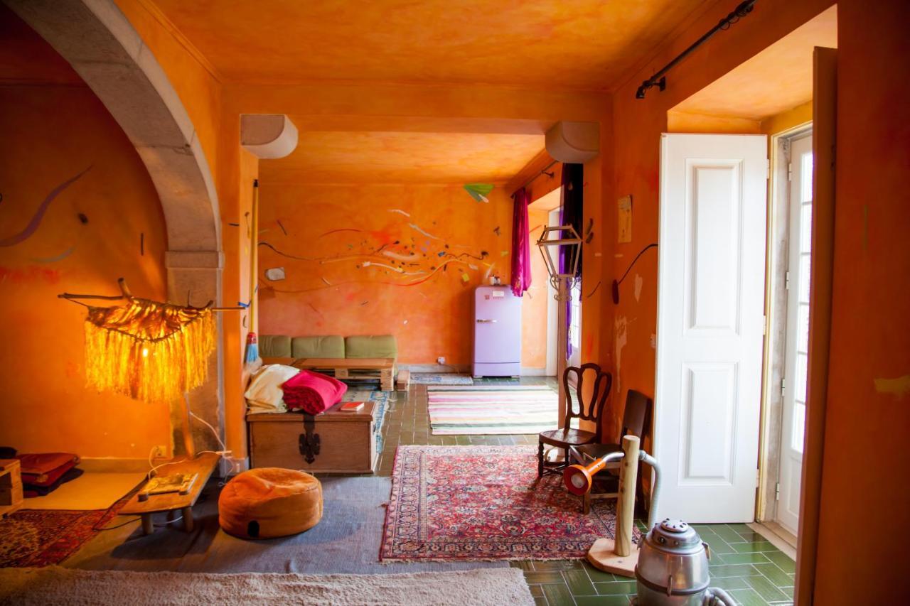 Almaa Sintra Hostel Εξωτερικό φωτογραφία